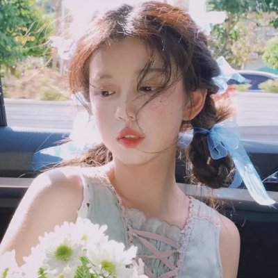 粉红色和铲子